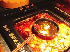 -老牌坊云南鱼豆花火锅(哈西万达店)