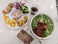 -伊穆祥牛肉面总店·清真