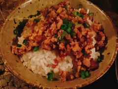 洋芋饭-毛辣果·酸(OHA复兴西路店)