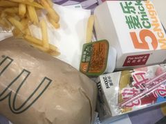 -麦当劳(秣陵路店)