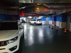 -近铁城市广场-停车场