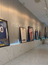 -PE SALON