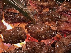 -山川小町·极番烧肉(新地假日广场店)