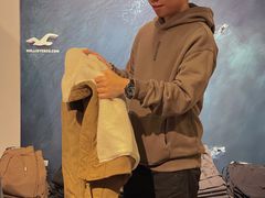 -Hollister(天环广场店)