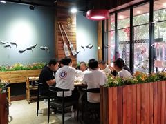 大堂-秋语木桶鱼.酸菜鱼(开发区火车站店)