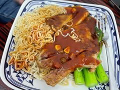 猪扒餐肉蛋捞丁-華叔茶記