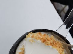 -椰爺爺·椰子冻砵仔糕
