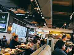 -大头虾越式风味餐厅(光明广场店)