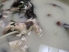 -美顺香食府鱼头老店(雪野湖店)