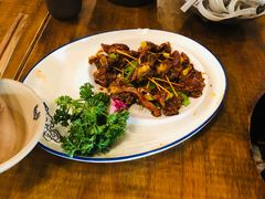 -白乐天毛肚火锅馆(解放碑店)
