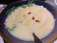 -旺顺阁鱼头泡饼(常营店)