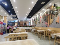 -江城燕子大排档(江汉路步行街店)