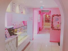 -Hello Kitty Cafe(弘大店)