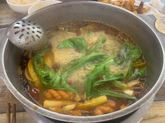 -鸡遇虾煲干锅火锅(小寨金莎店)