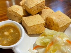 炸台湾臭豆腐-大三元台湾鲁肉饭(沙井新桥店)