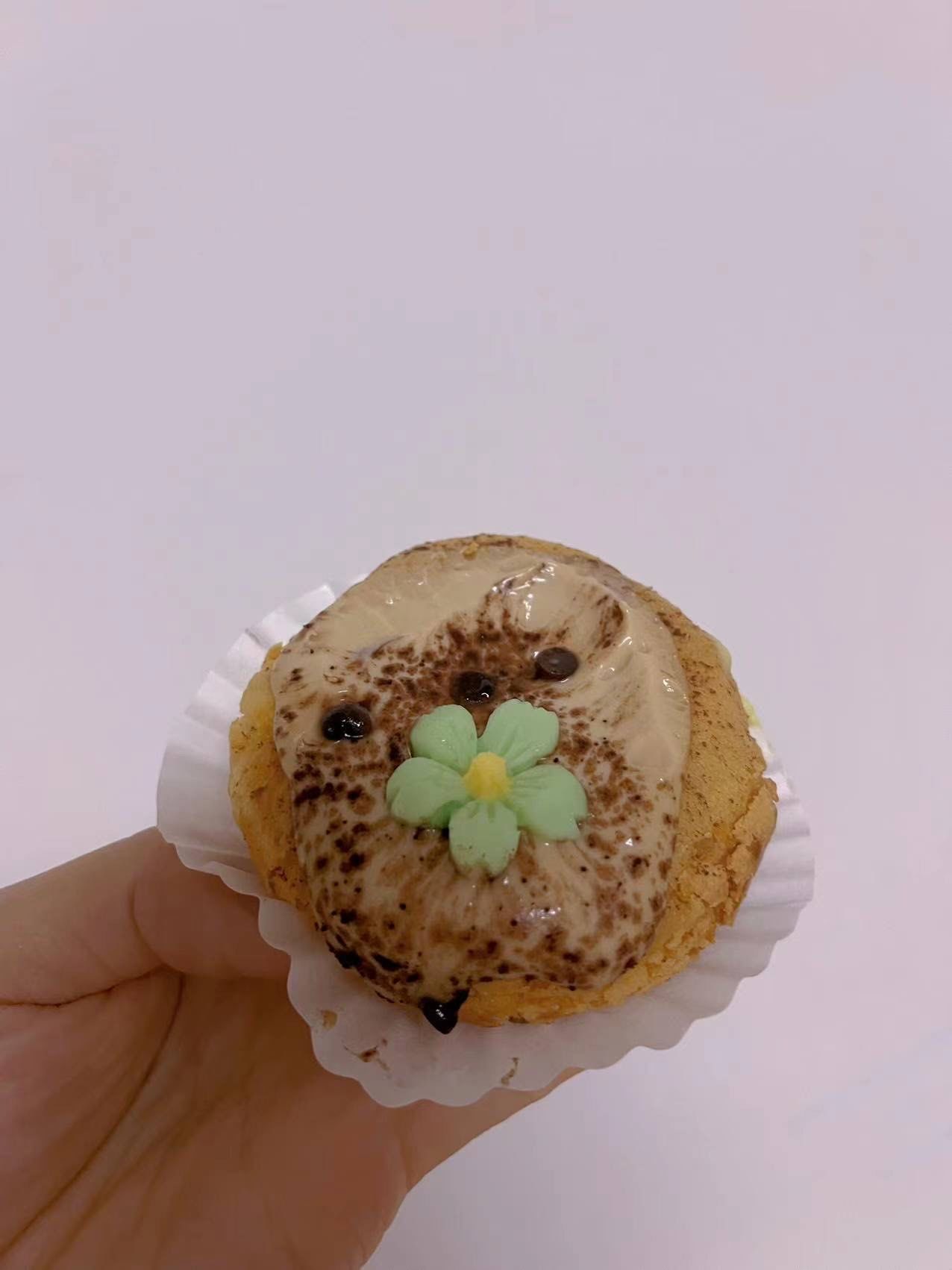 巧克力泡芙甜甜的甜品
