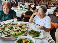 -仑头海鲜城(仑头环村南路店)
