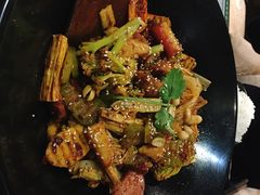 -拿渡麻辣香锅(银泰创意城店)