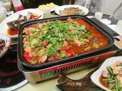 -老茶树骊园生态川菜馆