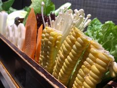 -湊湊火锅·茶憩(新中关购物中心店)