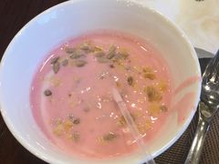 草莓酸奶-太原富力铂尔曼大酒店-尚西餐厅