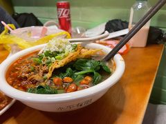 -水平有限螺蛳粉(宏达大厦店)