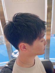 -一東造型烫发染发