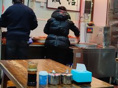 大堂-六爷门框百年卤煮
