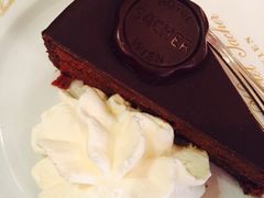 -Cafe Sacher(WIEN)