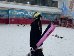 -乔波室内滑雪场