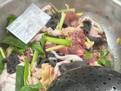 -周良天山牛杂城(天山路总店)