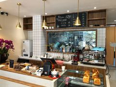 -沁屋面包店(人民东路店)