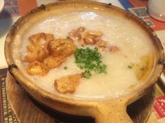 -新大咀港式茶餐厅(宝山万达店)