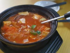 辣白菜豆腐汤-屋里家延边朝鲜族冷面(南园店)