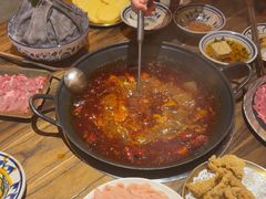 -旧街市鲜货老火锅(大光路店)