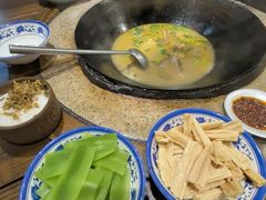 -印象老灶台三下锅·湘西本土原味菜(天门山索道店)