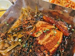 -有红鸡毛店·川菜(建设路店)