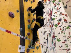 -问山MountQuest攀岩馆