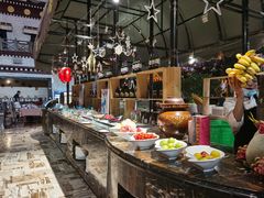 自助取餐区-拉萨圣地天堂洲际大饭店-自助餐厅