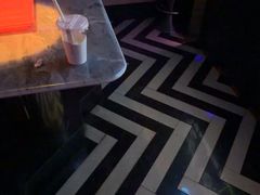 -温莎KTV(珠江路店)
