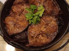 特色鲶鱼砂锅-洪兴砂锅(烟台山店)