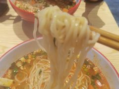 -夏雪花·手工拉面(南油店)