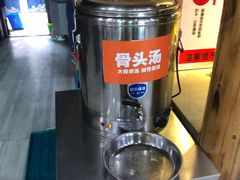 -桂林卤王米粉(滨江路店)