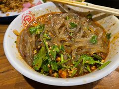 -万记麻辣烫国展总店