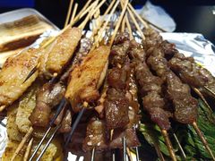 -西街夜油条·麻团包乌饭