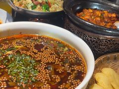 -万重锦·人文川菜馆(骡马市店)