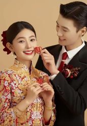 -金色芭莎婚纱摄影(昆山店)