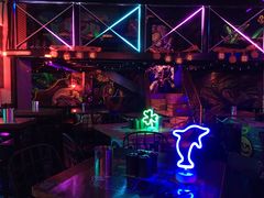 -UP嘻哈酒吧(粉巢店)