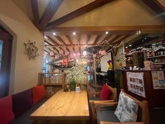 -月亮眼花园餐厅书吧酒吧