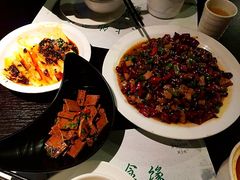 -舌尖上的食缘花园主题餐厅